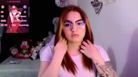 Snapshot of lucycherry__ chatting on October 2025 03:51:02 AM LUCIA online show from October 2025 03:51:02 AM