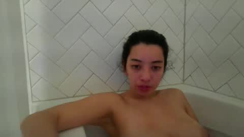 Snapshot of lucylitt25 chatting on July 2026 01:50:02 PM lucylitt25 online show from July 2026 01:50:02 PM