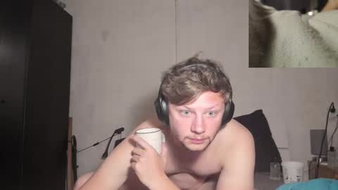 Snapshot of lucyloes chatting on October 2025 06:17:02 PM LucyLoes online show from October 2025 06:17:02 PM