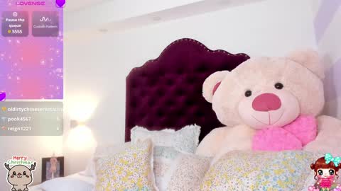 Snapshot of lucyluy chatting on December 2024 08:06:02 AM Instagramlucyluy10 online show from December 2024 08:06:02 AM