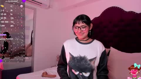 Snapshot of lucyluy chatting on February 2025 05:02:02 AM Instagramlucyluy10 online show from February 2025 05:02:02 AM