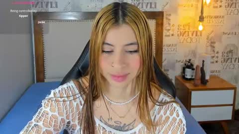 Snapshot of lucymars1 chatting on October 2025 11:52:02 AM L U C Y online show from October 2025 11:52:02 AM