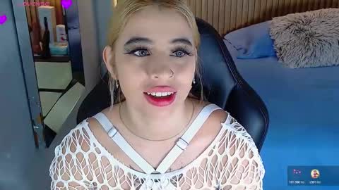 Snapshot of lucymars1 chatting on October 2025 12:28:01 PM L U C Y online show from October 2025 12:28:01 PM