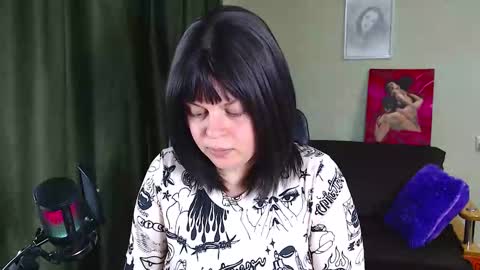 Snapshot of lucywmiller chatting on September 2025 10:30:01 AM Call me Lucy online show from September 2025 10:30:01 AM