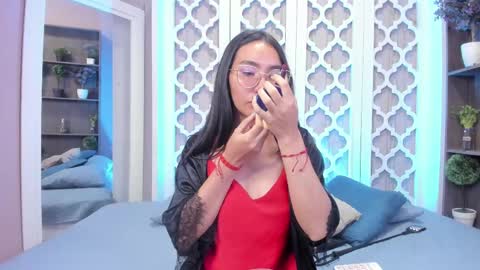 Lucy Liiu online show from March 2025 11:37:01 PM