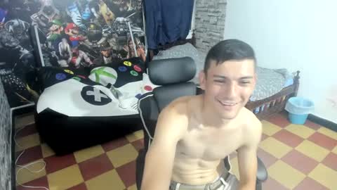 Snapshot of luffy_hotman chatting on October 2025 11:24:01 PM luffy hotman online show from October 2025 11:24:01 PM