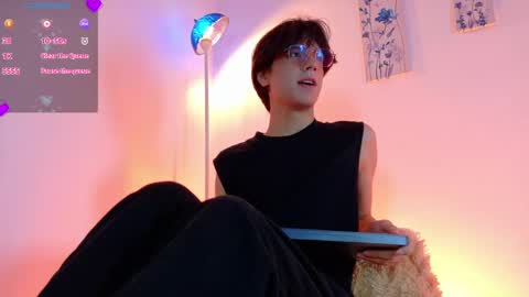 Snapshot of lui_x_dust chatting on March 2026 03:55:02 AM Lui online show from March 2026 03:55:02 AM