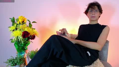 Snapshot of lui_x_dust chatting on April 2026 03:58:01 AM Lui online show from April 2026 03:58:01 AM