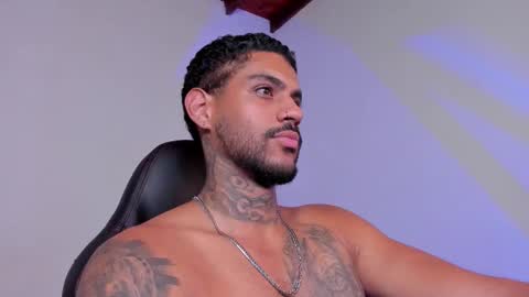 Snapshot of luigi1_ chatting on November 2025 02:06:01 PM Luigi Vitale online show from November 2025 02:06:01 PM