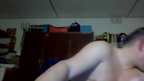 A slave to the mistress.. un esclavo para las amas dominantes. online show from February 2025 10:58:01 PM