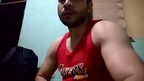 Snapshot of luis_hunk chatting on November 2025 07:52:02 AM Andrew online show from November 2025 07:52:02 AM
