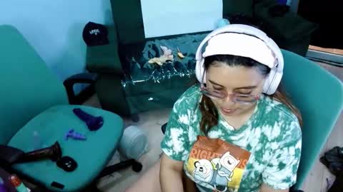 luisa_bunny online show from March 2026 10:49:01 PM
