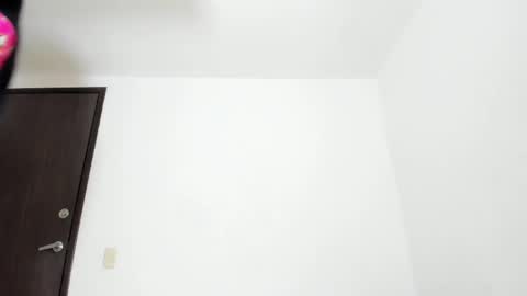   Luisa Fernanda  online show from February 2025 09:45:02 AM