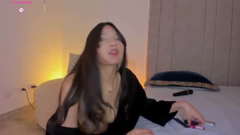 L U I S A online show from June 2026 02:24:02 AM