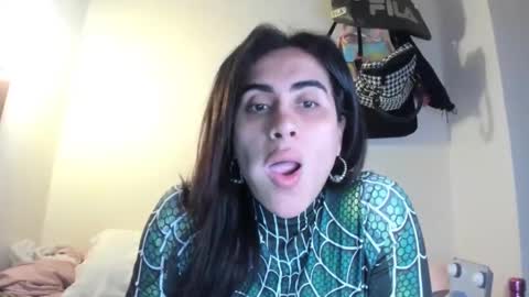 Snapshot of luisamonsterdick chatting on December 2024 11:03:01 PM Luisa Monsters online show from December 2024 11:03:01 PM