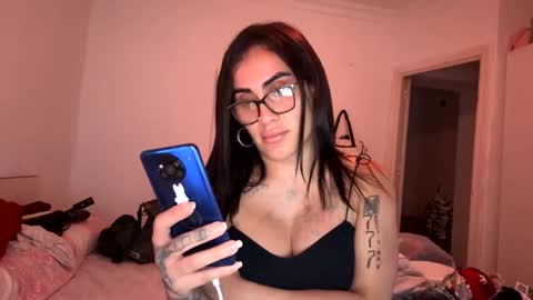 Snapshot of luisamonsterdick chatting on October 2025 06:49:02 PM Luisa Monsters online show from October 2025 06:49:02 PM