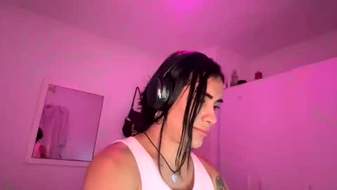 Snapshot of luisamonsterdick chatting on October 2025 09:23:02 PM Luisa Monsters online show from October 2025 09:23:02 PM