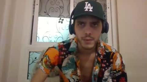 Snapshot of luisitodescomunica chatting on January 2026 11:18:02 PM Luisito Descomunica online show from January 2026 11:18:02 PM