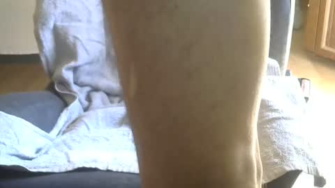 luisjetron199 online show from July 2026 03:41:02 PM