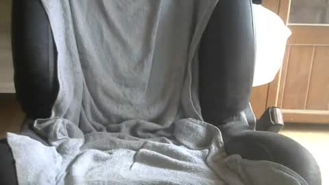 luisjetron199 online show from August 2026 01:46:02 PM