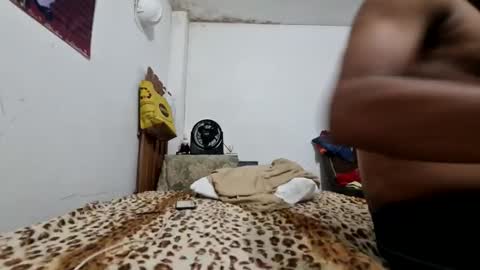 Jose online show from November 2025 01:37:01 AM