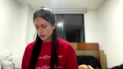 Snapshot of luissa_p chatting on September 2025 02:02:02 AM Luissa online show from September 2025 02:02:02 AM