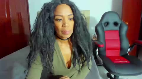 Luissa online show from February 2025 12:28:01 PM