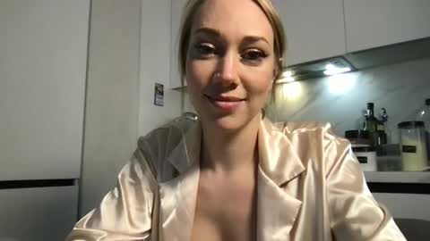 luiva13 online show from January 2025 10:22:01 AM