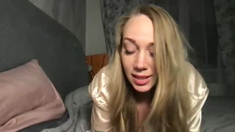 luiva13 online show from January 2025 06:14:01 PM