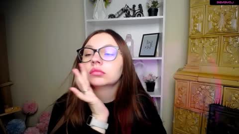 Luiza online show from December 2025 05:58:02 AM