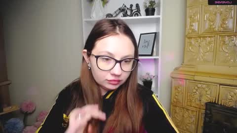 Luiza online show from December 2025 06:31:01 AM