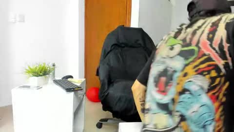 lujuriau_u online show from October 2025 04:21:01 AM