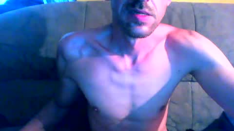 Snapshot of lukas4uuu chatting on July 2026 05:36:02 AM lukas4uuu online show from July 2026 05:36:02 AM