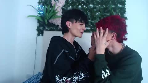 lukasandselena online show from November 2025 02:55:01 AM