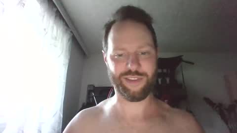 luke91_t online show from September 2025 03:50:01 PM