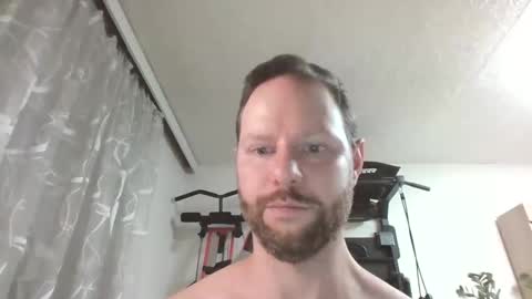 Snapshot of luke91_t chatting on May 2026 06:09:01 PM luke91_t online show from May 2026 06:09:01 PM