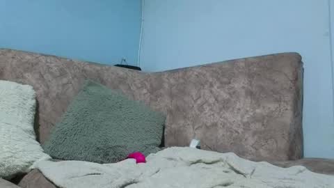 Snapshot of luke_mike chatting on April 2026 04:30:02 AM Lucas online show from April 2026 04:30:02 AM