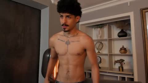 Snapshot of lukeetaylor_ chatting on October 2025 11:25:01 AM Luke Taylor online show from October 2025 11:25:01 AM