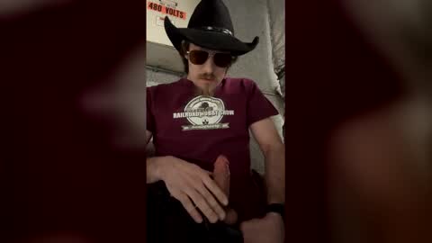 lukekibbe27 online show from February 2026 07:40:01 PM