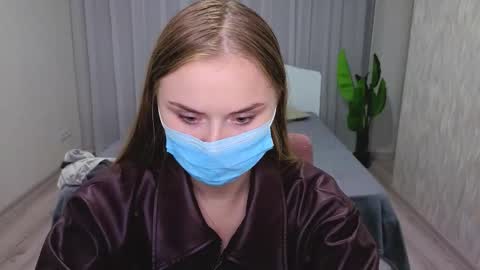 Snapshot of lukeriamoon chatting on October 2025 07:11:02 PM lukeriamoon online show from October 2025 07:11:02 PM