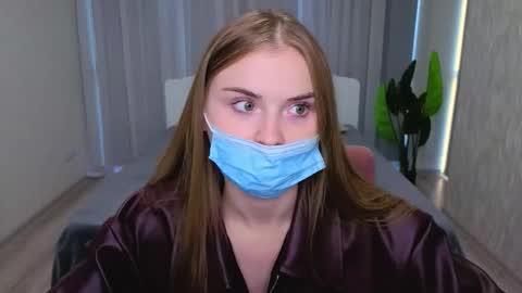 Snapshot of lukeriamoon chatting on October 2025 04:45:01 AM lukeriamoon online show from October 2025 04:45:01 AM