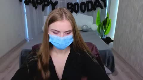 Snapshot of lukeriamoon chatting on October 2025 05:53:02 AM lukeriamoon online show from October 2025 05:53:02 AM