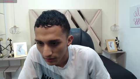 IM STIVEN online show from February 2025 12:16:01 PM
