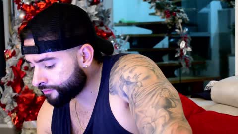 Lukhas f4f online show from January 2025 03:22:01 AM