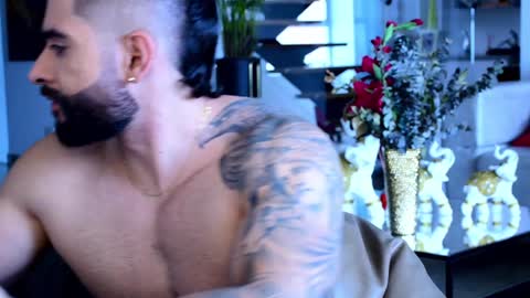 Lukhas f4f online show from February 2025 04:47:01 PM