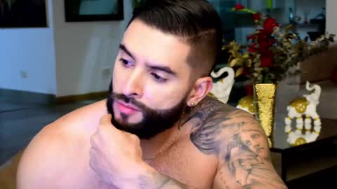 Lukhas f4f online show from February 2025 02:12:02 AM