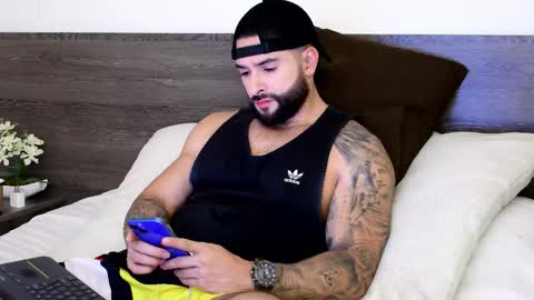 Lukhas f4f online show from October 2025 12:29:05 AM