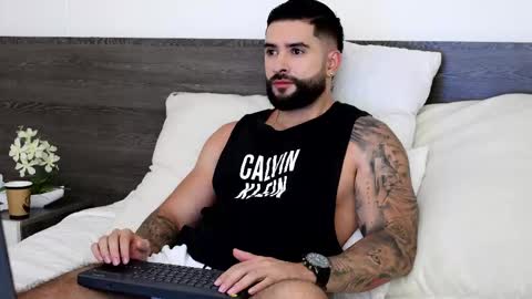 Lukhas f4f online show from October 2025 12:30:02 AM