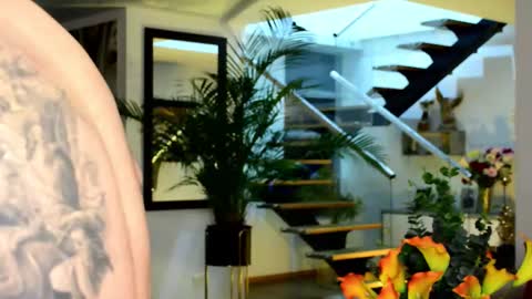 Lukhas f4f online show from February 2026 02:49:02 AM