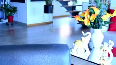 Lukhas f4f online show from February 2026 09:48:02 PM